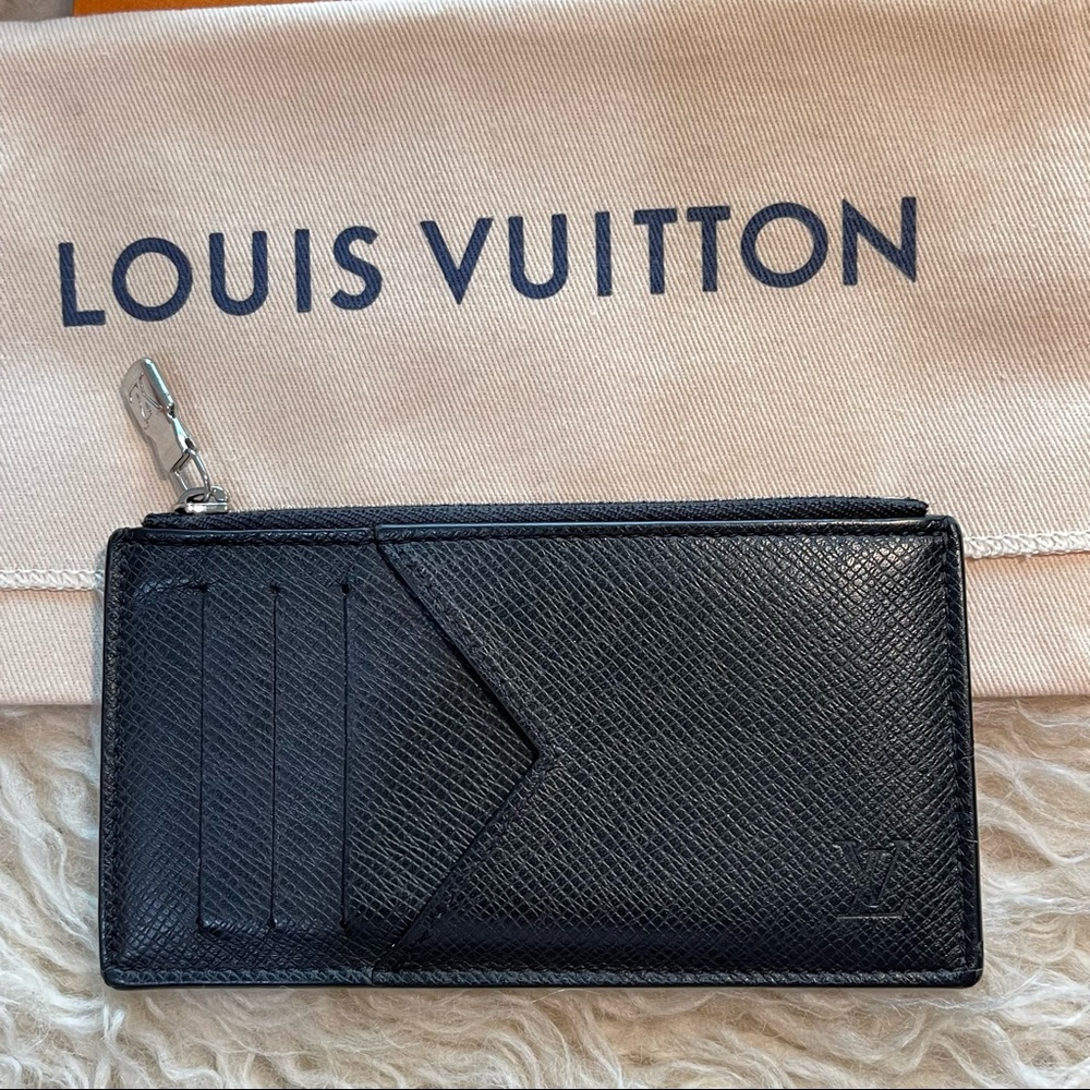 2019 Louis Vuitton Taiga Coin Card Holder Wallet - Picture 9 of 16